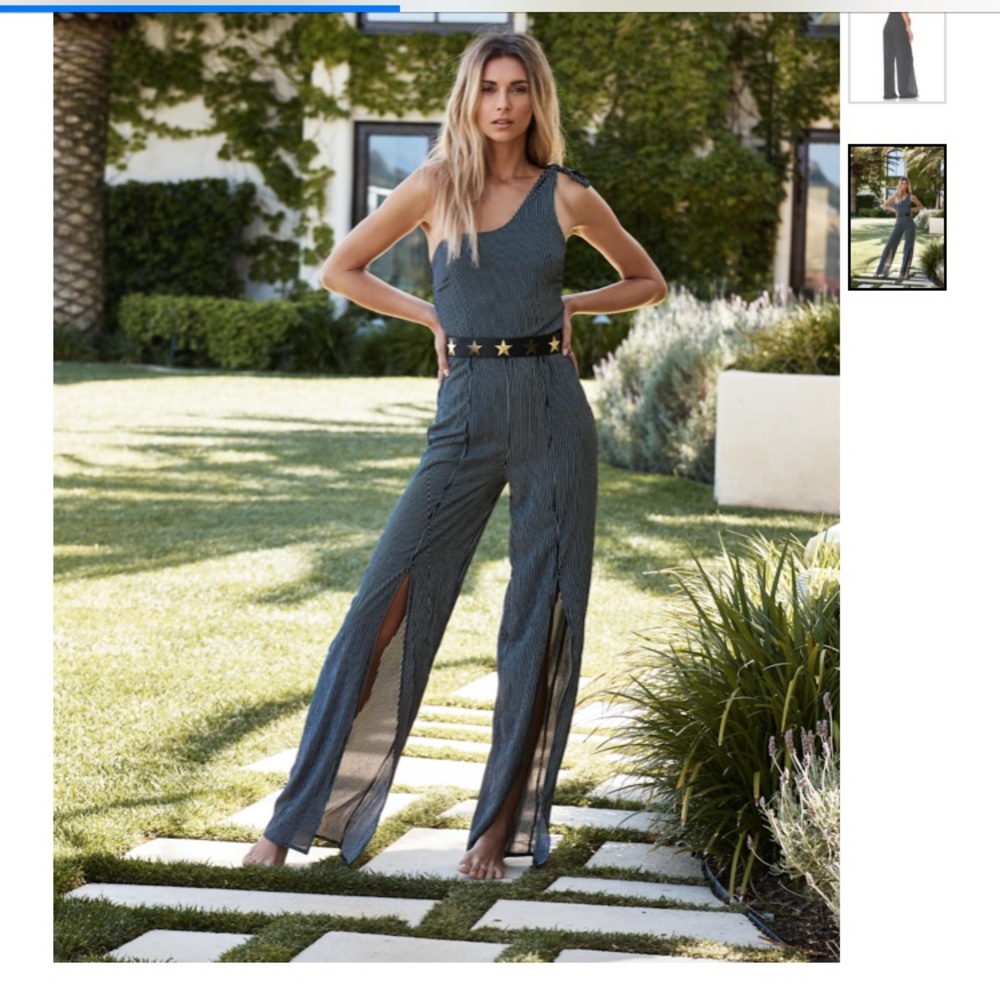 NWT Ellejay one shoulder jumpsuit black Small